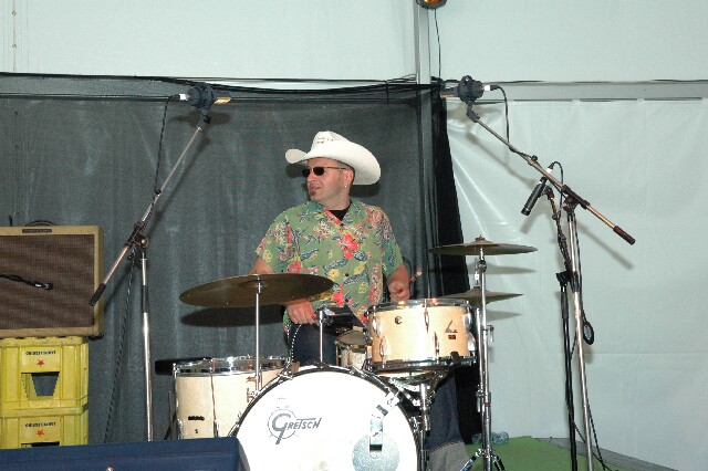 min 2008 05 04 retro rhythm 404
